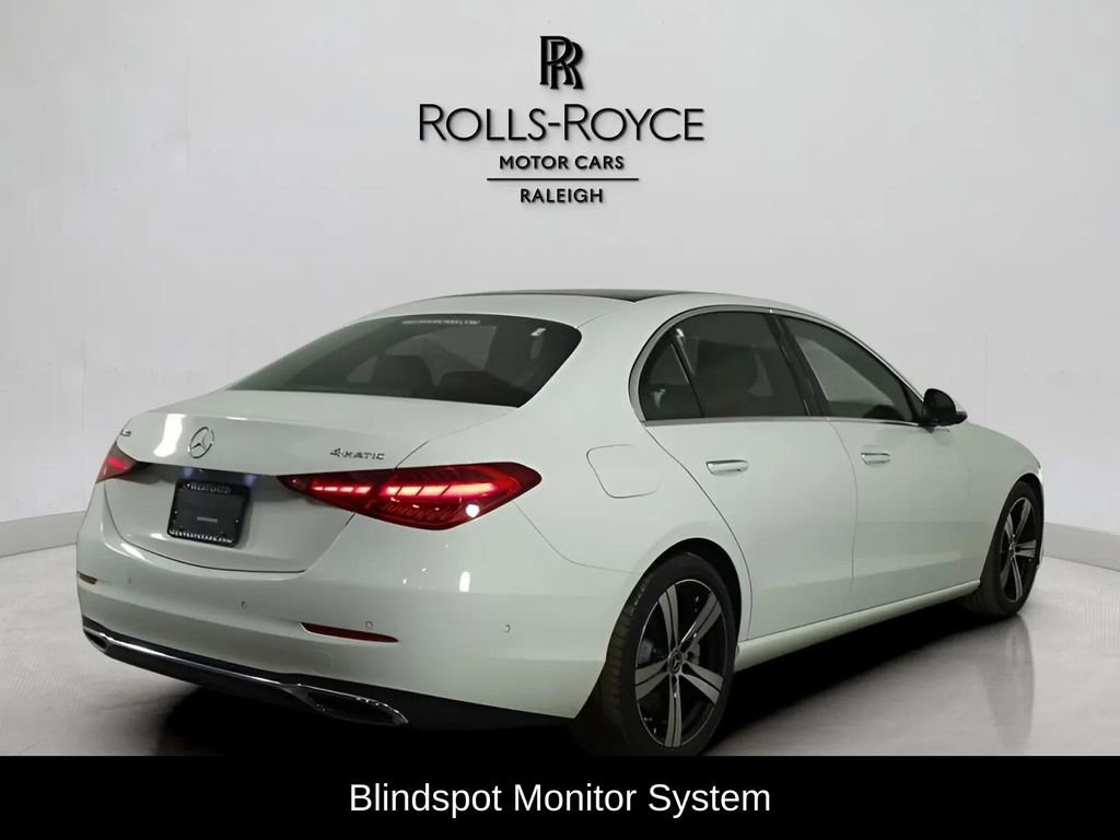 Used 2025 Mercedes-Benz C 300 4MATIC Sedan image 4