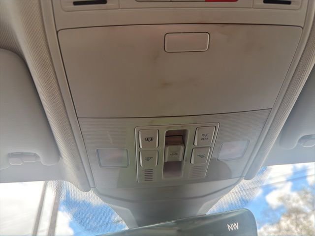 Used 2022 Volkswagen Jetta SE w/ Panoramic Sunroof Package FWD image 20