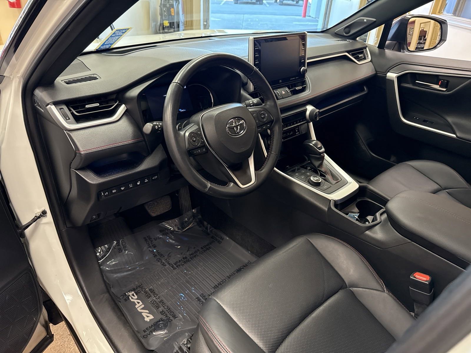 Used 2021 Toyota RAV4 XSE image 30