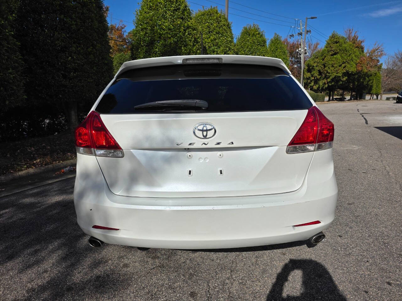 Used 2010 Toyota Venza image 4