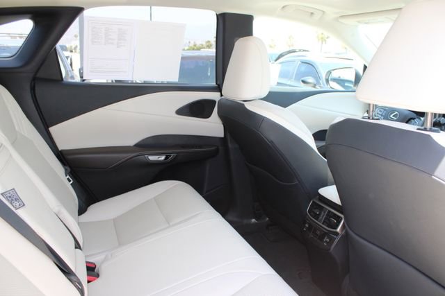 Certified 2024 Lexus RX 350 FWD w/ Technology Package image 7