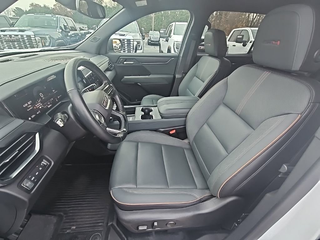 Used 2024 GMC Acadia AT4 w/ LPO, Floor Liner Package AWD/4WD image 14