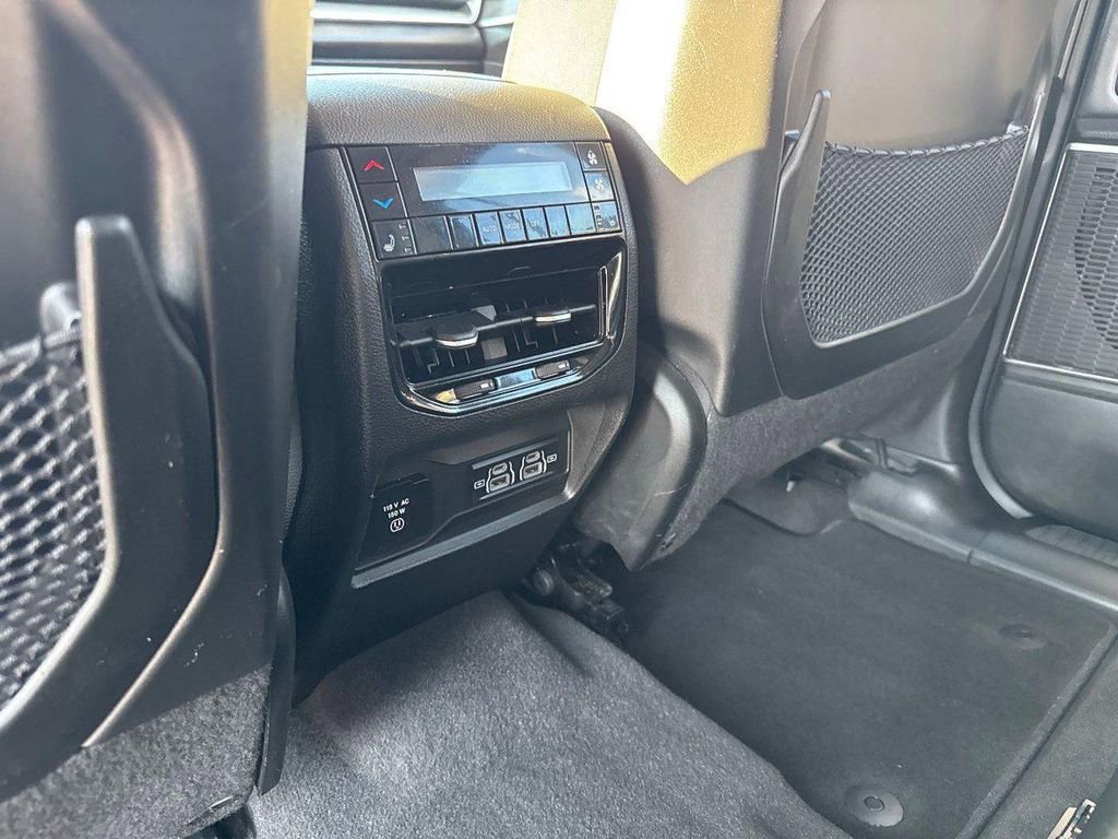 Used 2021 Jeep Grand Cherokee L Limited w/ Trailer Tow Group (B) image 12