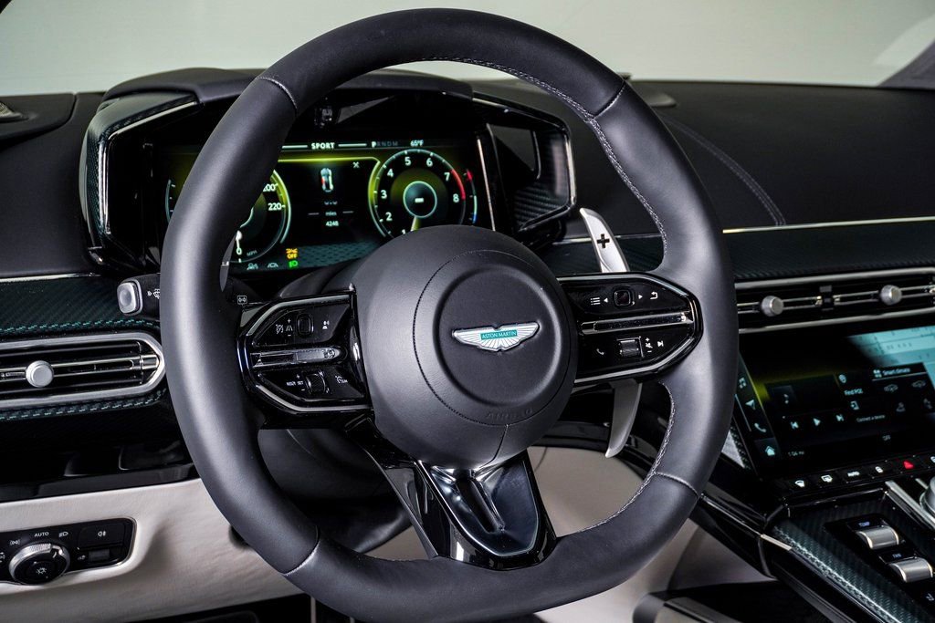 Used 2026 Aston Martin V8 Vantage Coupe image 25