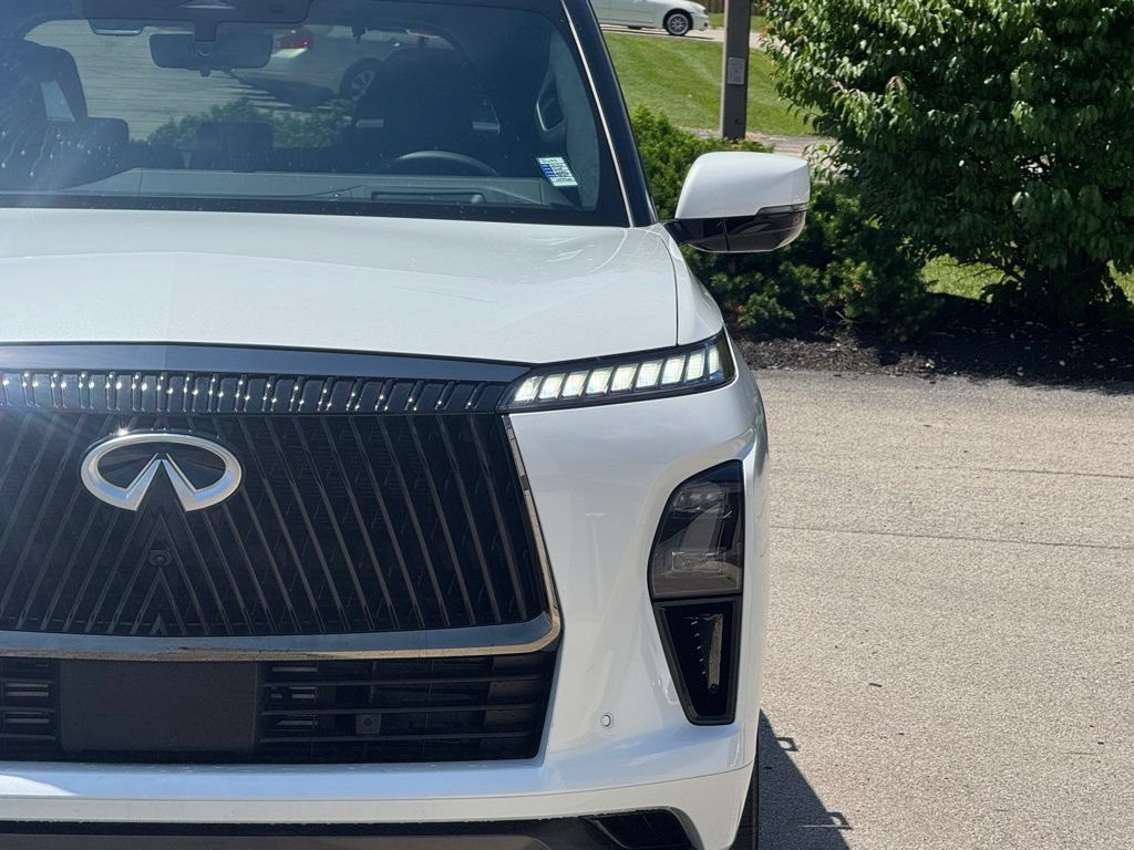 New 2026 INFINITI QX80 Autograph w/ Premium Cargo Package AWD/4WD image 7