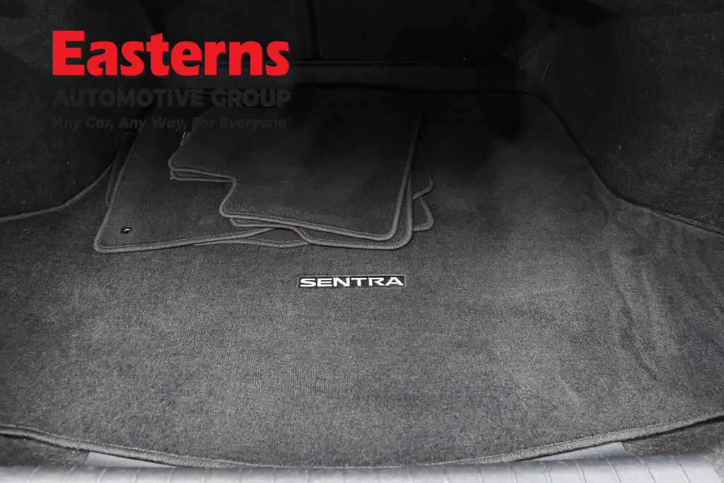 Used 2024 Nissan Sentra SV FWD image 11