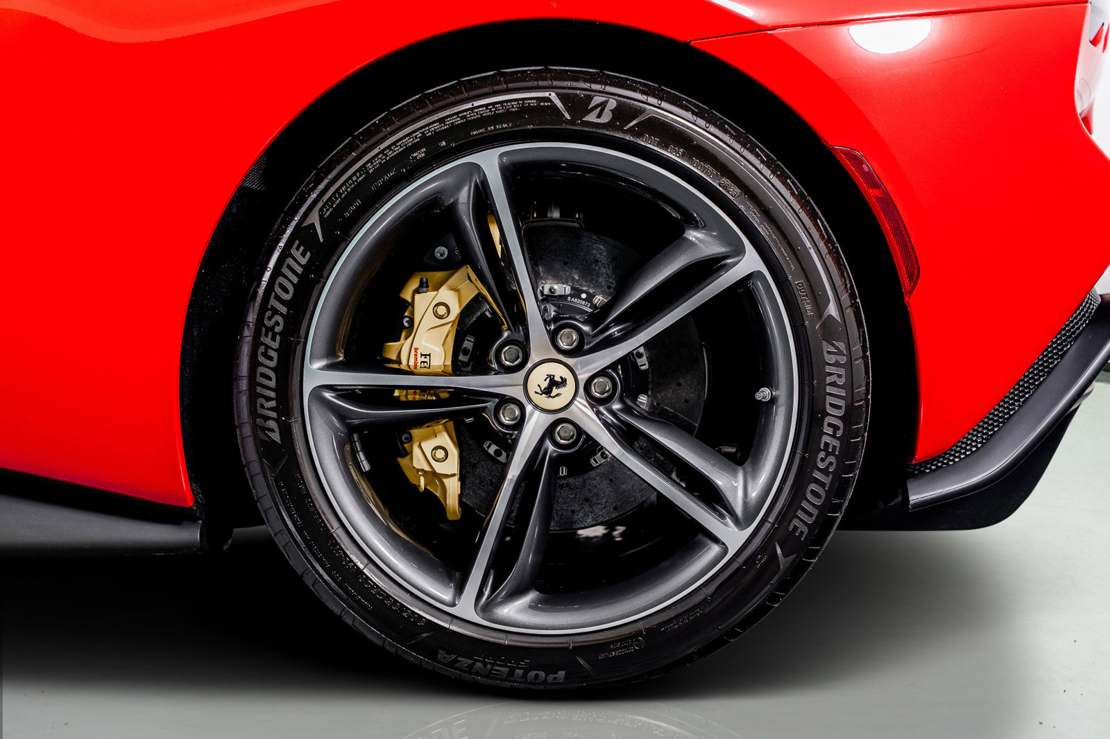 Used 2024 Ferrari 296 GTB image 27