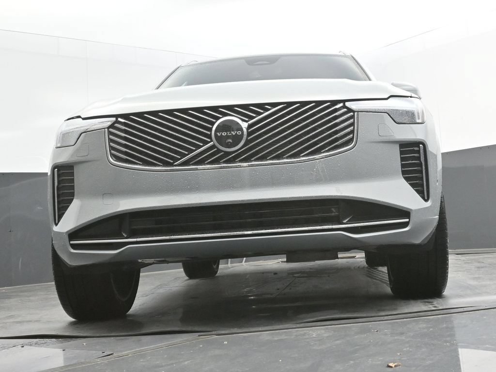 New 2026 Volvo XC90 B6 Plus w/ Protection Package Premier AWD/4WD image 38