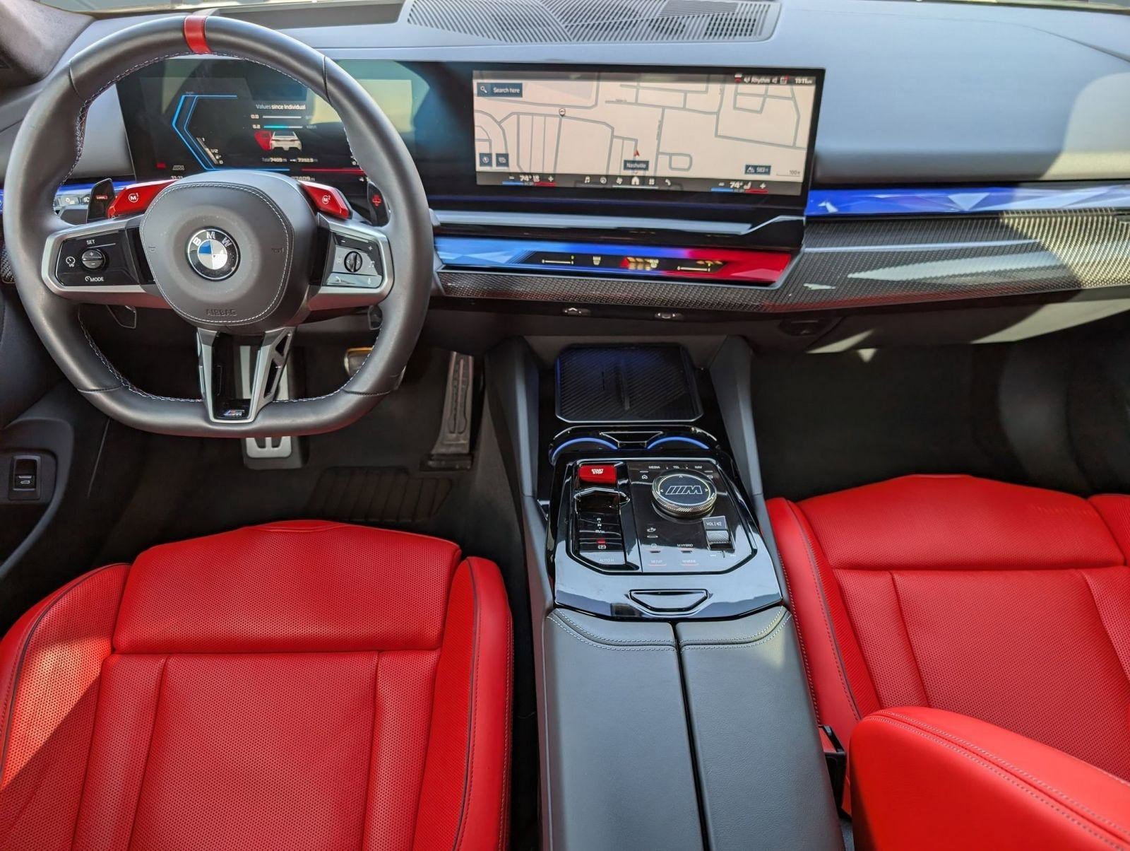 Used 2025 BMW M5 w/ Carbon Package image 13