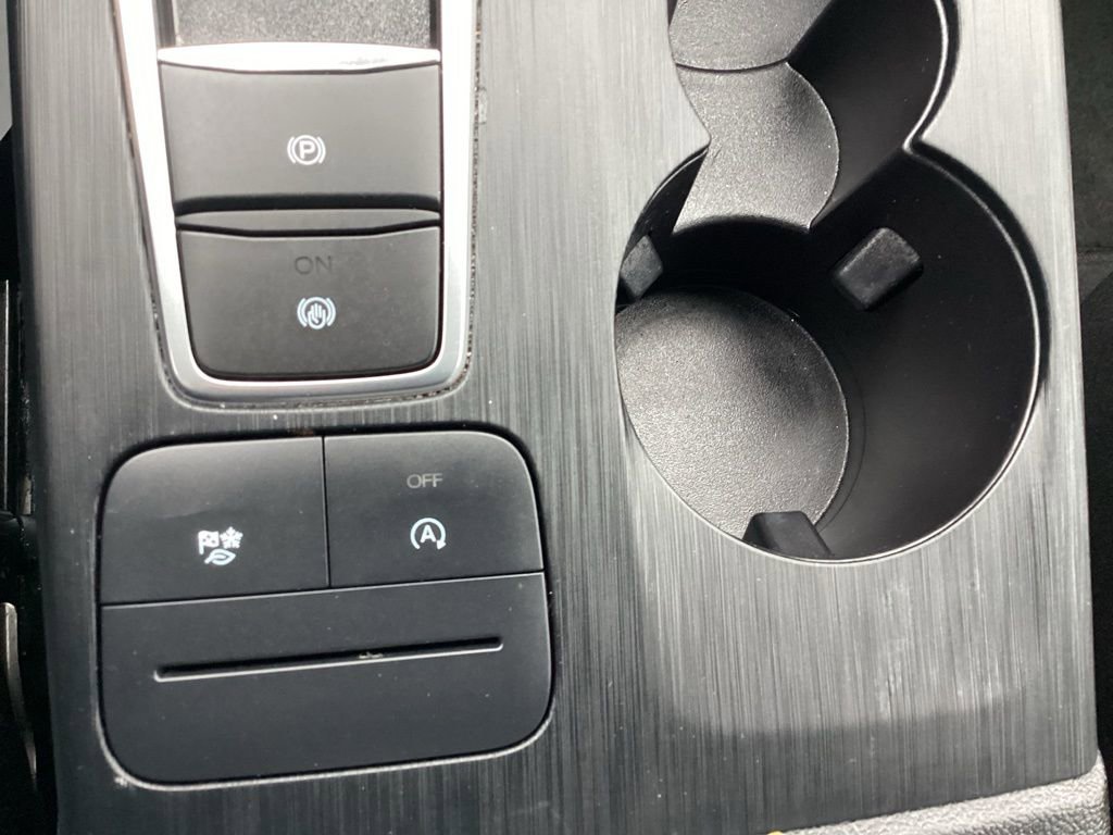 Used 2022 Ford Escape SE w/ Convenience Package image 38