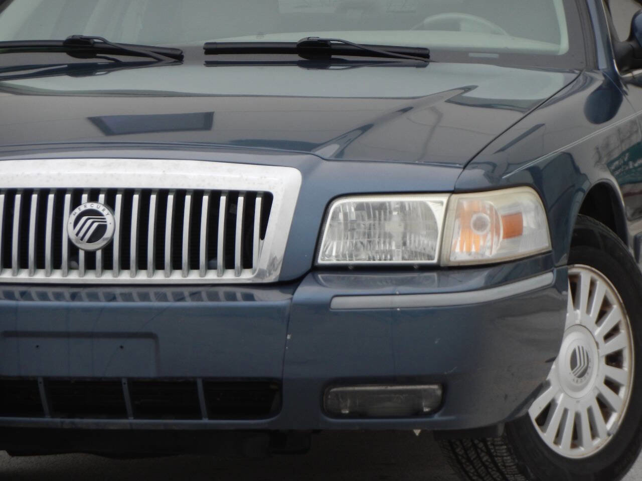 Used 2007 Mercury Grand Marquis LS image 4