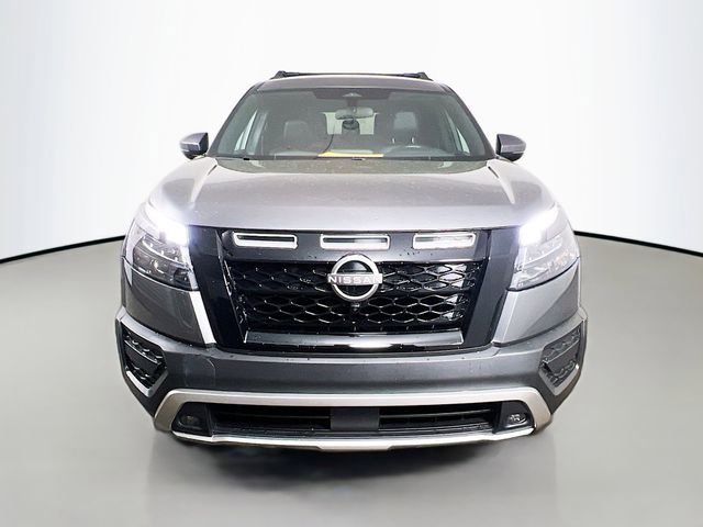 Used 2023 Nissan Pathfinder Rock Creek video 2