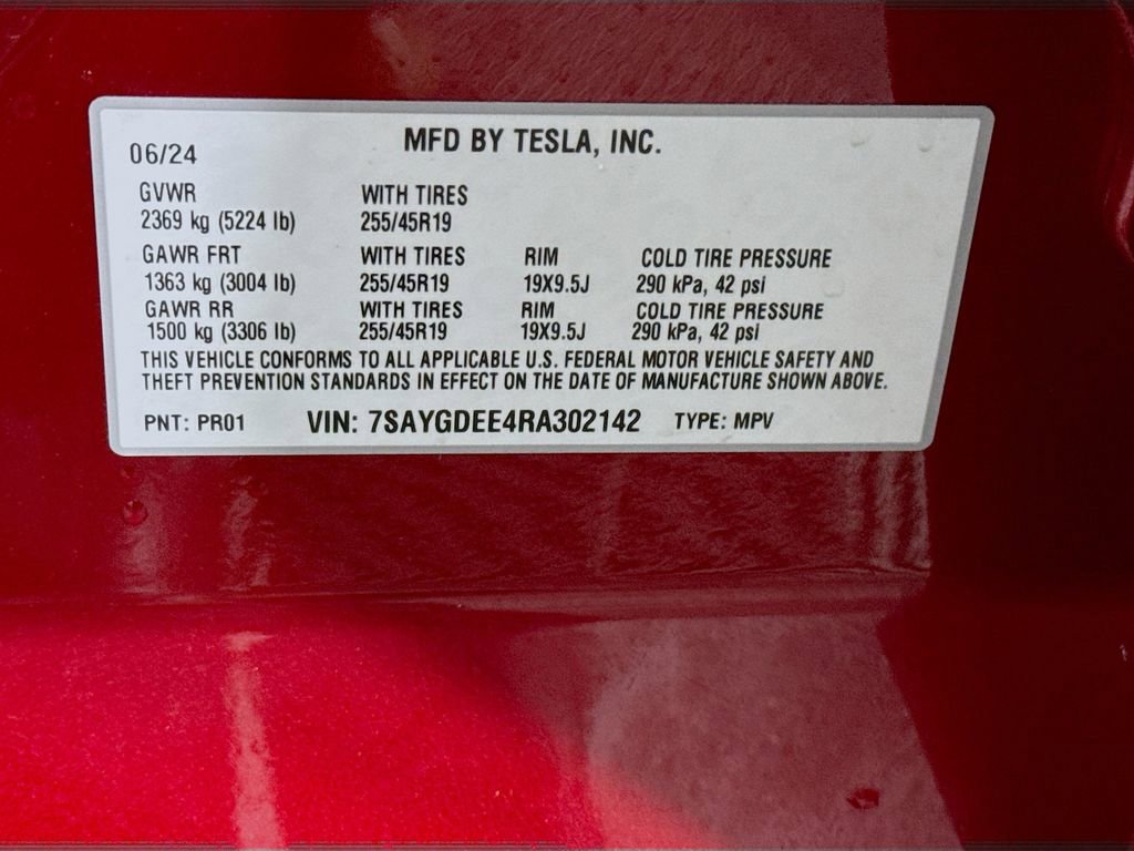 Used 2024 Tesla Model Y Long Range image 33