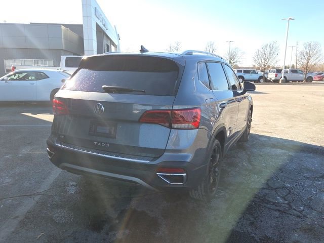 Used 2022 Volkswagen Taos SE image 8