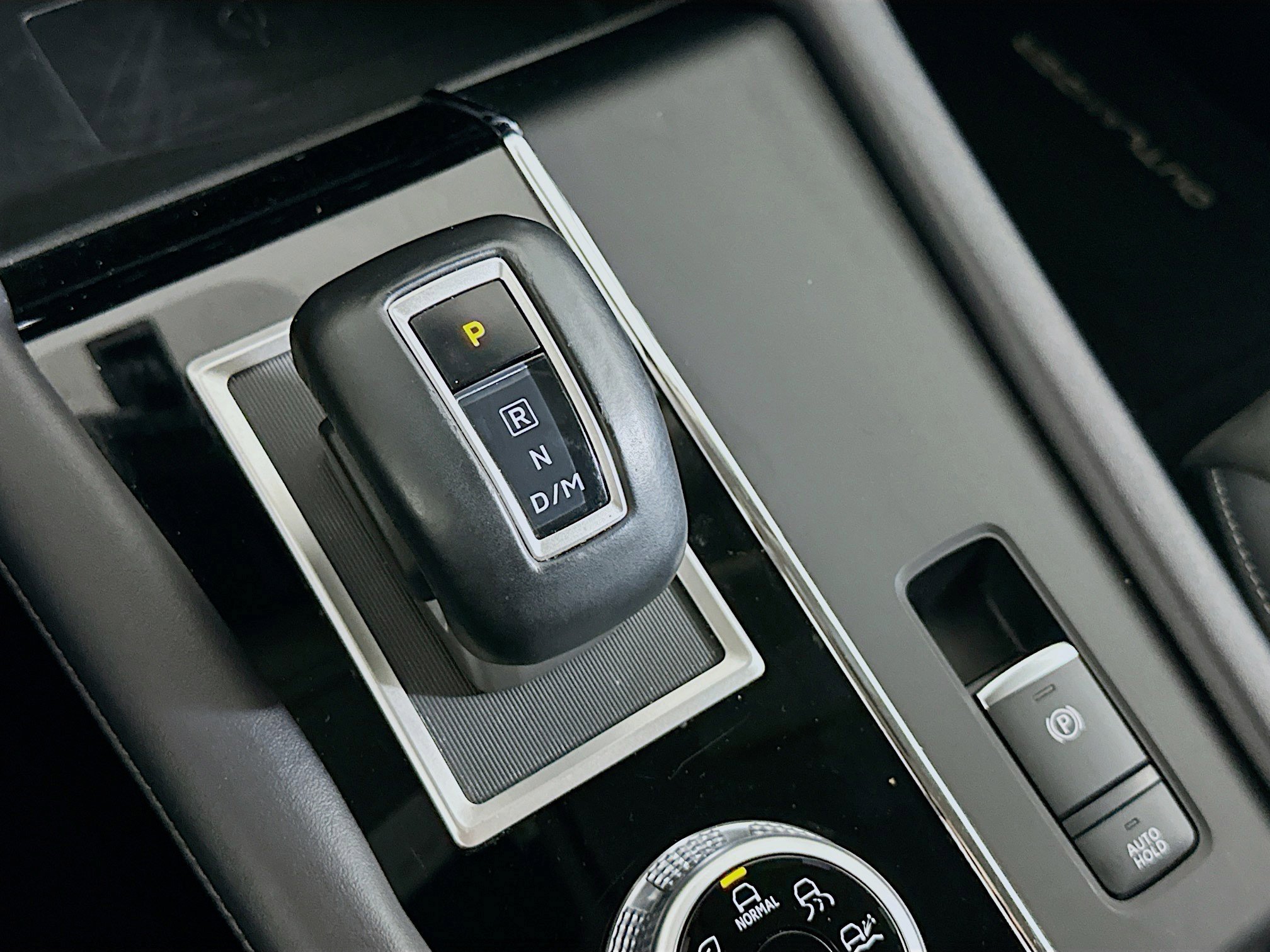 Used 2024 Mitsubishi Outlander SE image 24