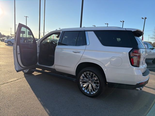 Used 2021 Chevrolet Tahoe High Country w/ Premium Package image 13