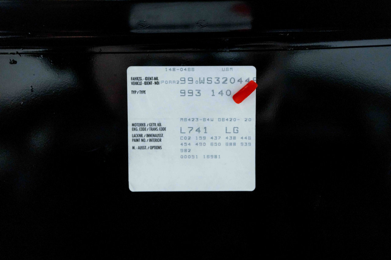 Used 1998 Porsche 911 Carrera 4S image 3