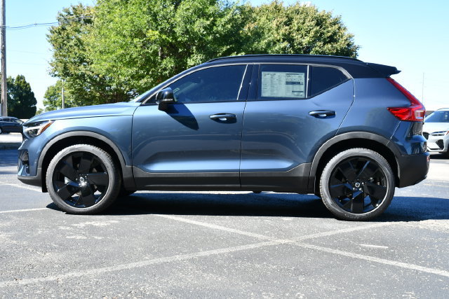 New 2026 Volvo XC40 B5 Ultra w/ Protection Package Premier AWD/4WD image 4