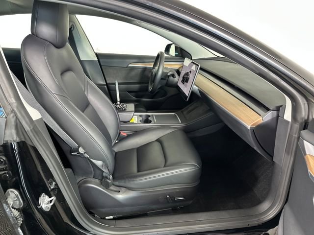 Used 2023 Tesla Model 3 Standard Range image 28