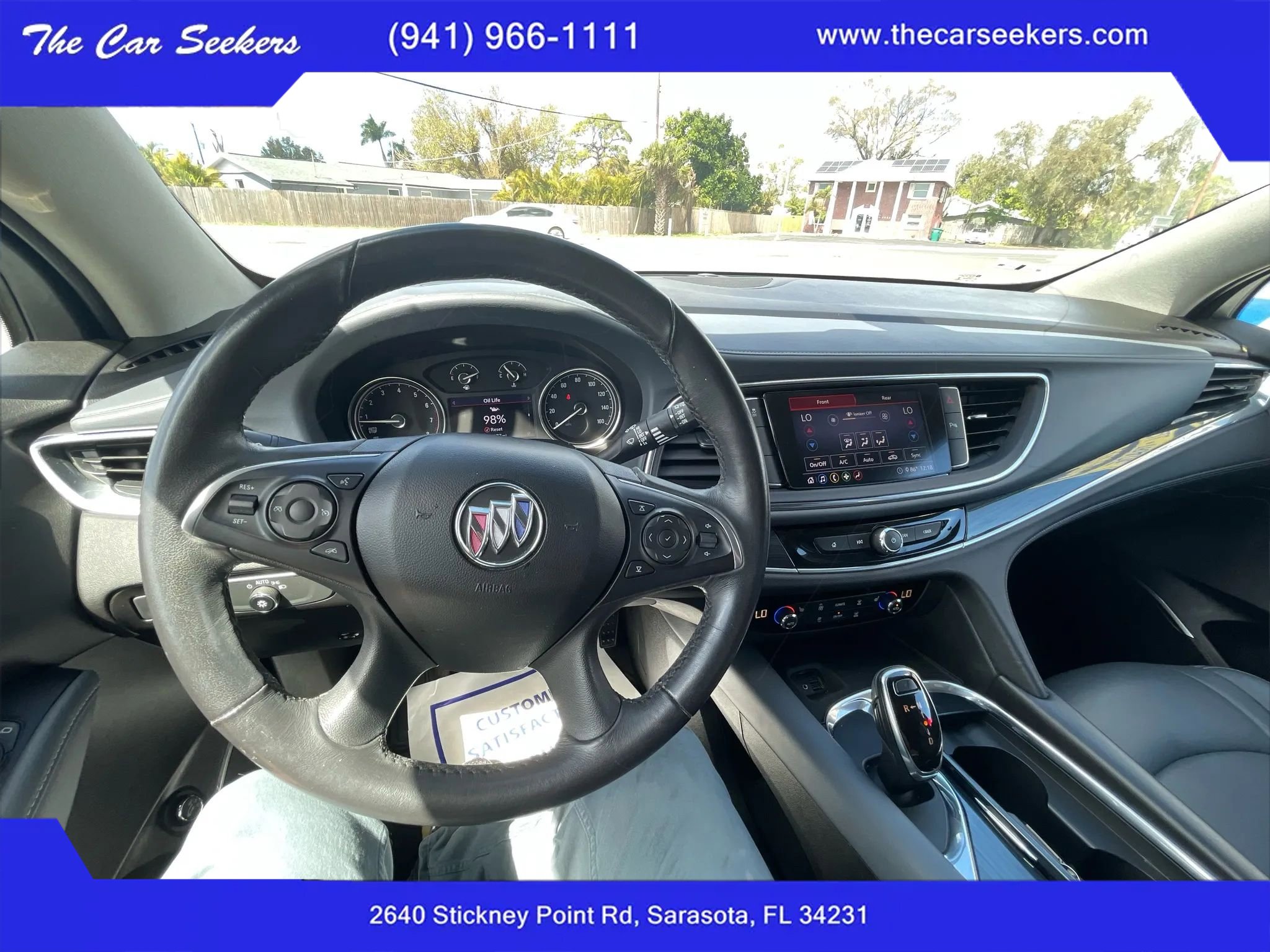 Used 2020 Buick Enclave Essence image 13