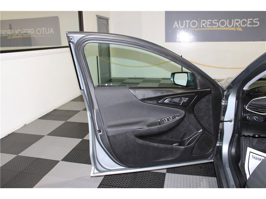 Used 2024 Chevrolet Malibu LS image 11