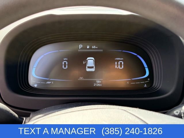 Used 2025 Hyundai Venue SE image 14