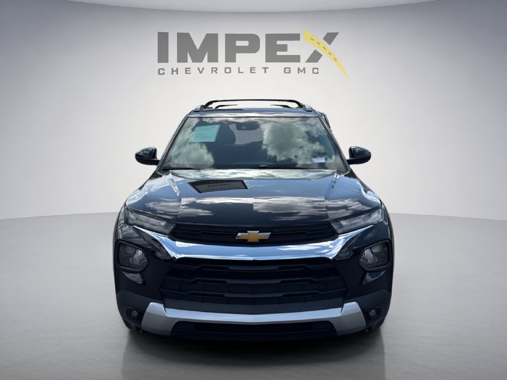 Used 2023 Chevrolet TrailBlazer LT w/ Convenience Package AWD/4WD image 8