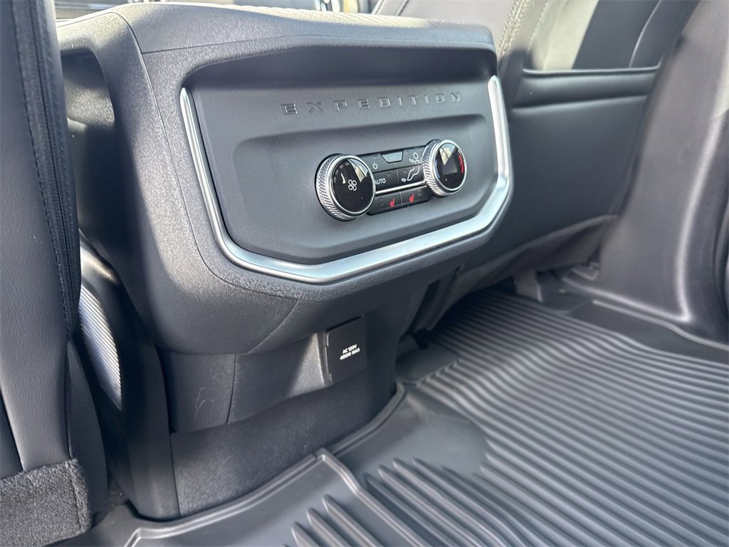 New 2025 Ford Expedition Tremor image 28