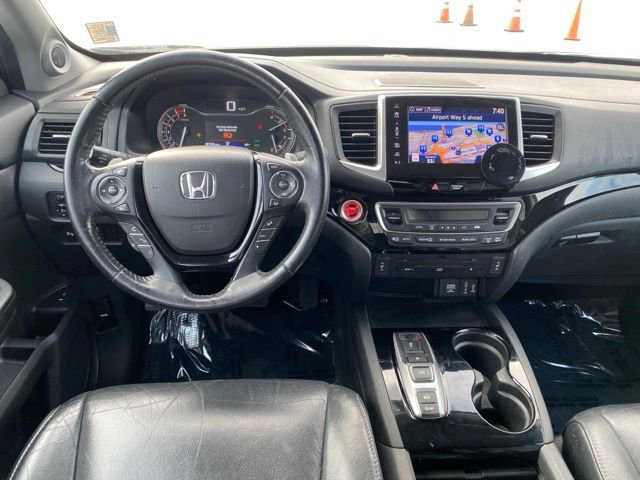 Used 2017 Honda Pilot Touring image 11