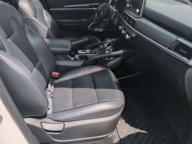 Used 2021 Kia Telluride S AWD/4WD image 30