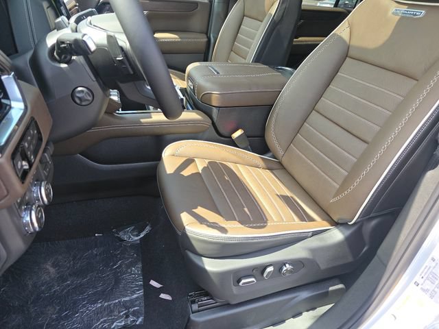 New 2026 GMC Yukon XL Denali Ultimate w/ LPO, Floor Liner Package AWD/4WD image 26
