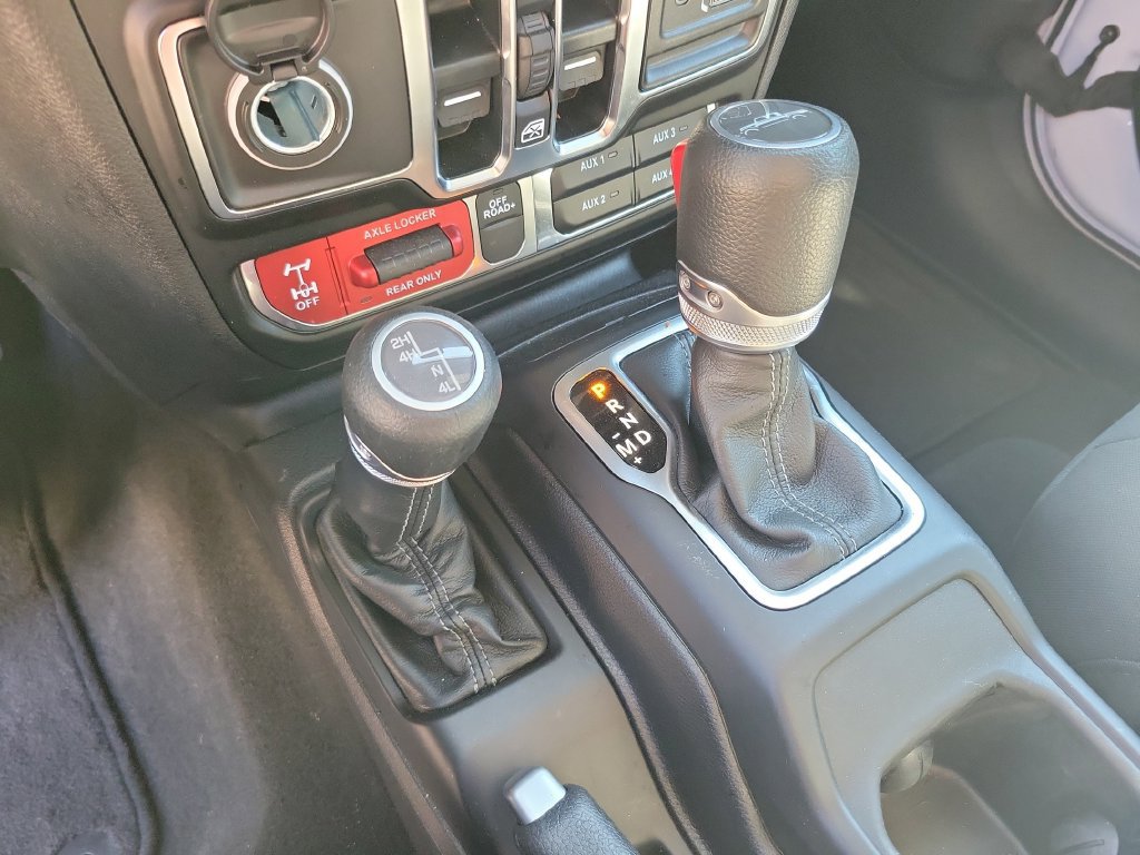 Used 2026 Jeep Gladiator Mojave AWD/4WD image 30