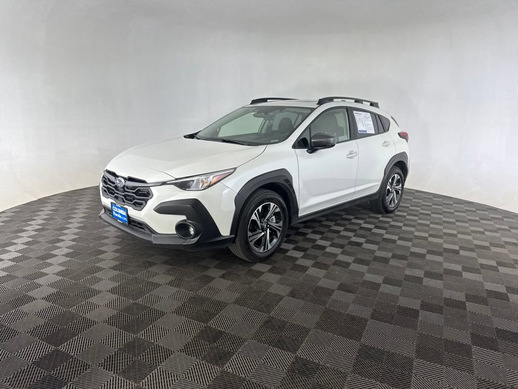 Used 2025 Subaru Crosstrek 2.5i Premium AWD/4WD image 3