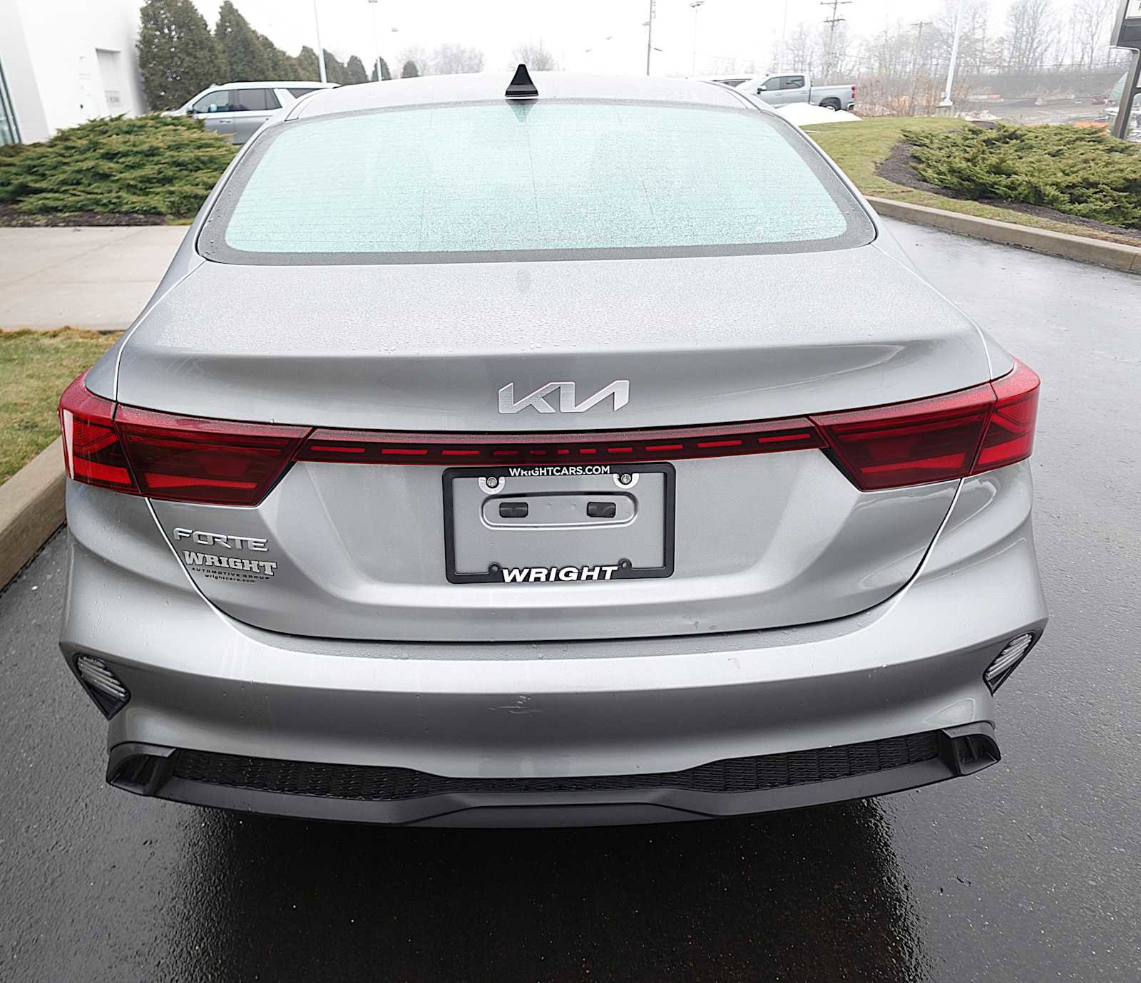 Used 2024 Kia Forte LXS image 4