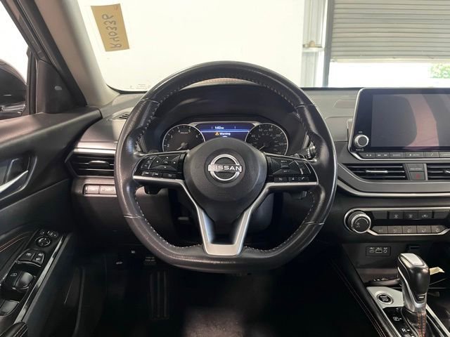 Used 2023 Nissan Altima 2.5 SR FWD image 21
