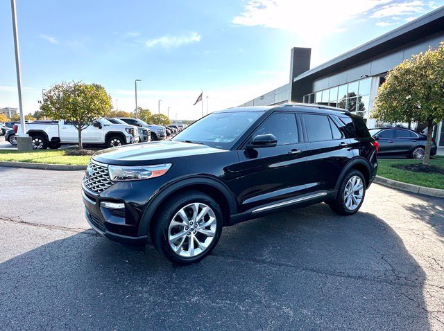 Used 2024 Ford Explorer Platinum w/ Technology Package AWD/4WD image 5