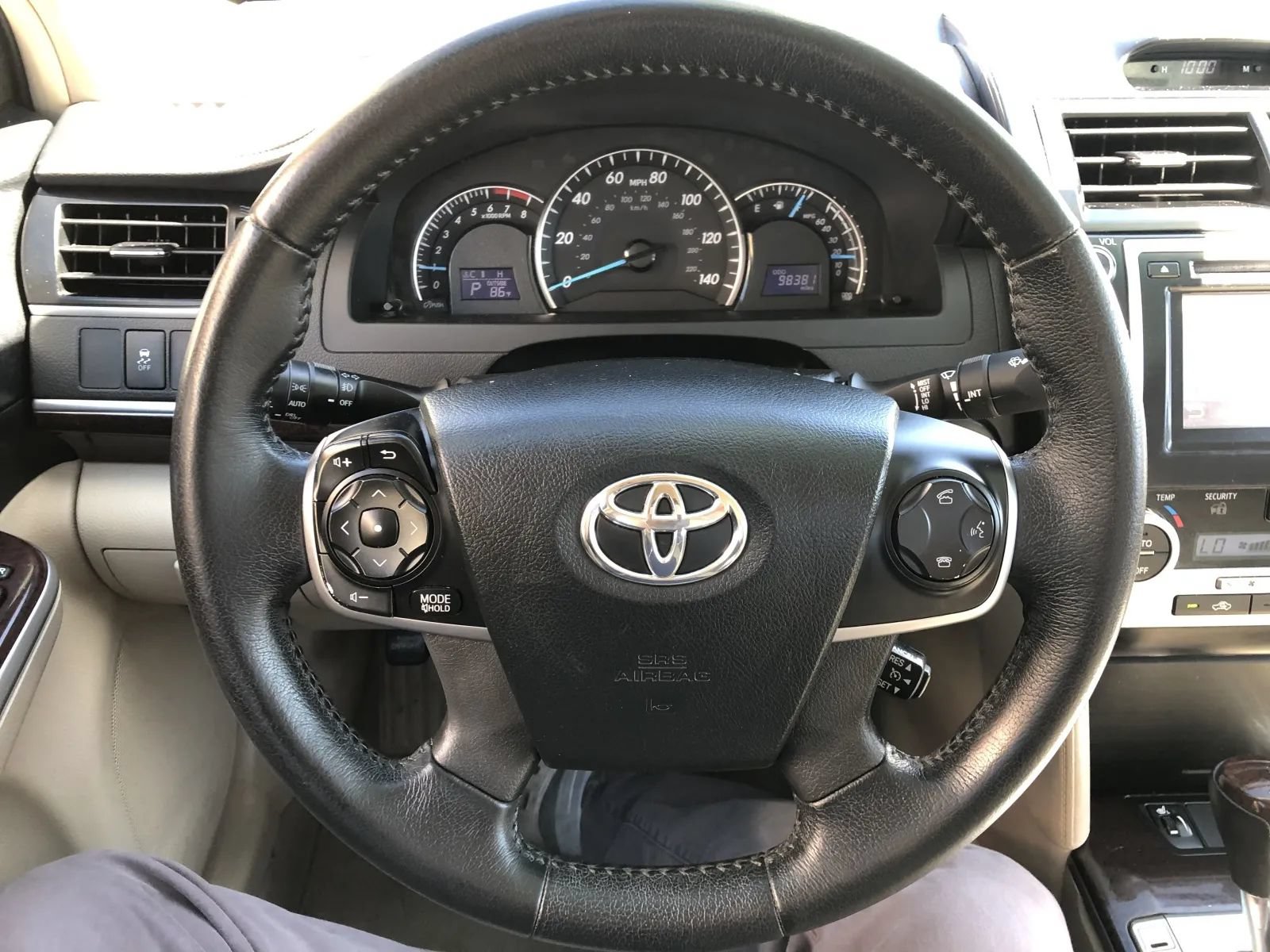 Used 2013 Toyota Camry XLE w/ Leather Pkg FWD image 15