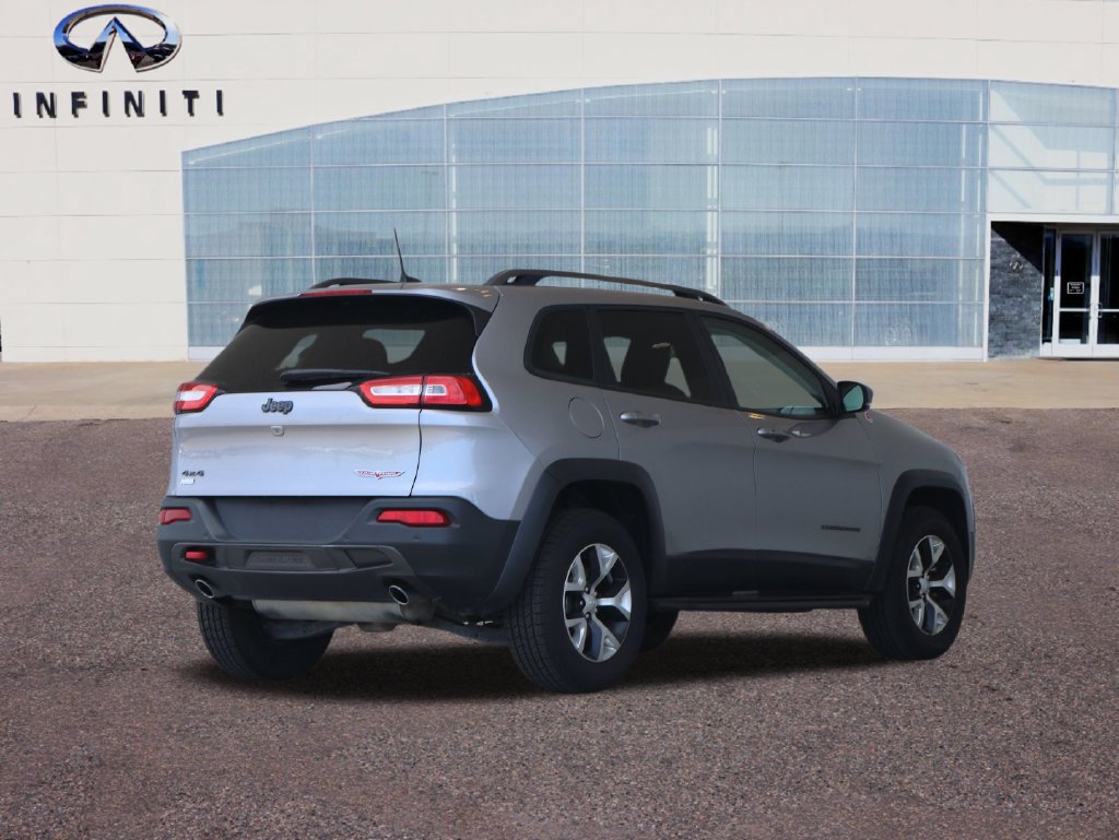 Used 2018 Jeep Cherokee Trailhawk AWD/4WD image 53