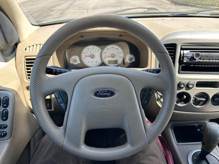 Used 2006 Ford Escape XLT FWD image 33