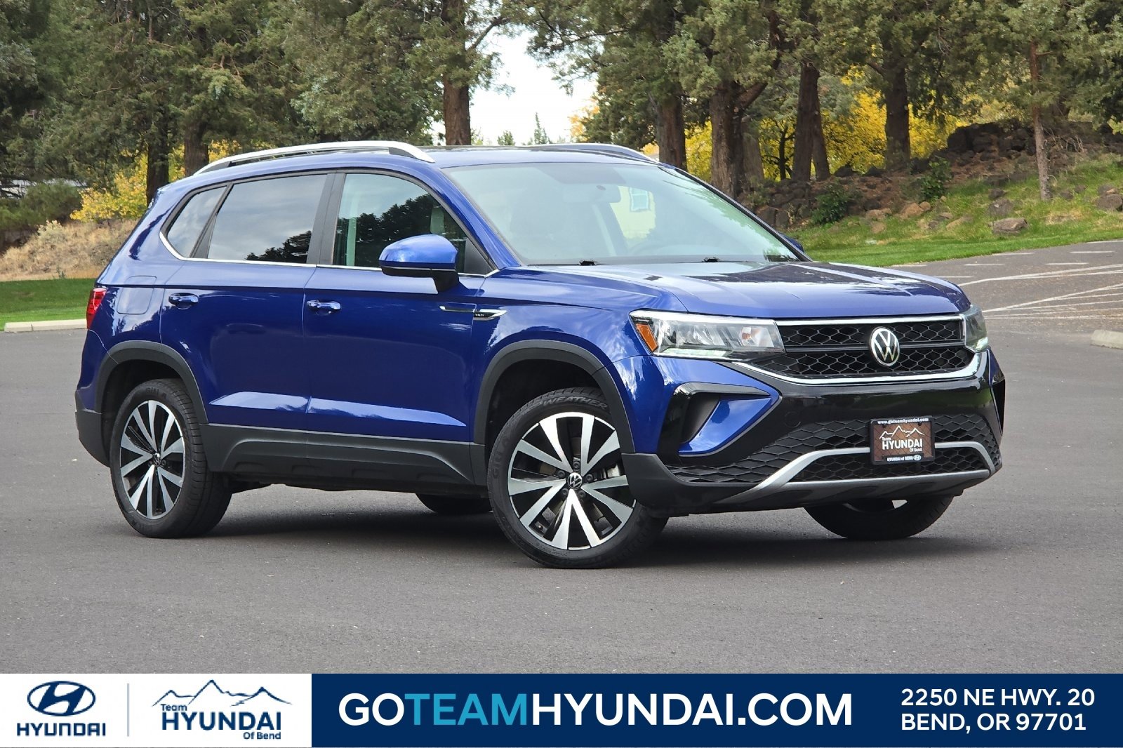 Used 2022 Volkswagen Taos SE w/ Panoramic Sunroof Package