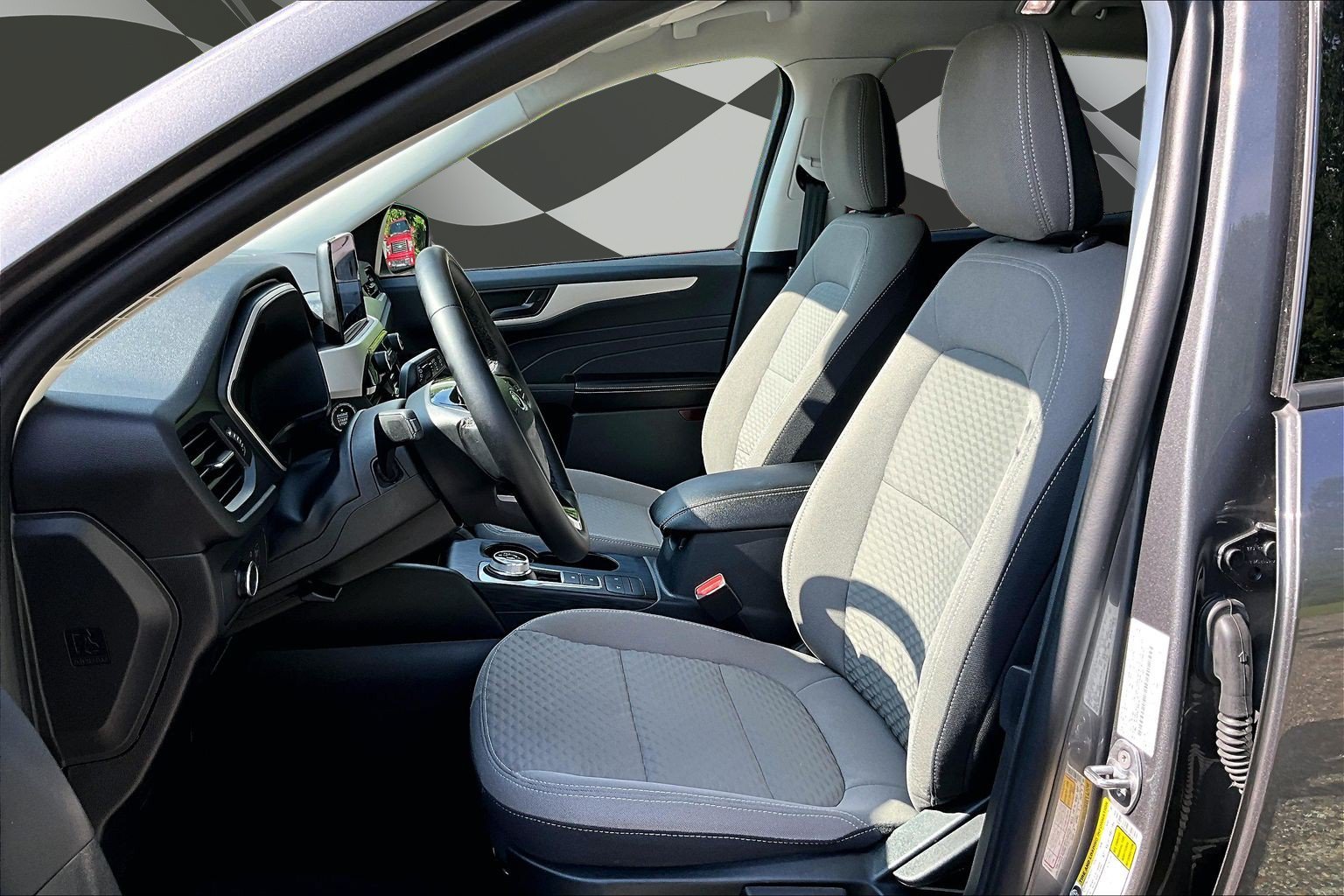 Certified 2022 Ford Escape SE w/ SE Sport Appearance Package AWD/4WD image 25