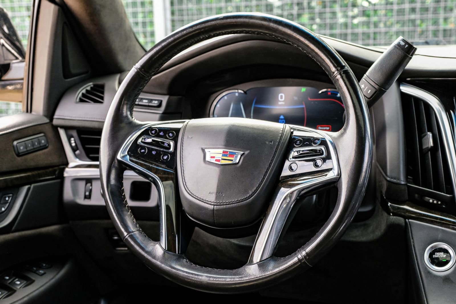 Used 2019 Cadillac Escalade ESV Platinum image 15