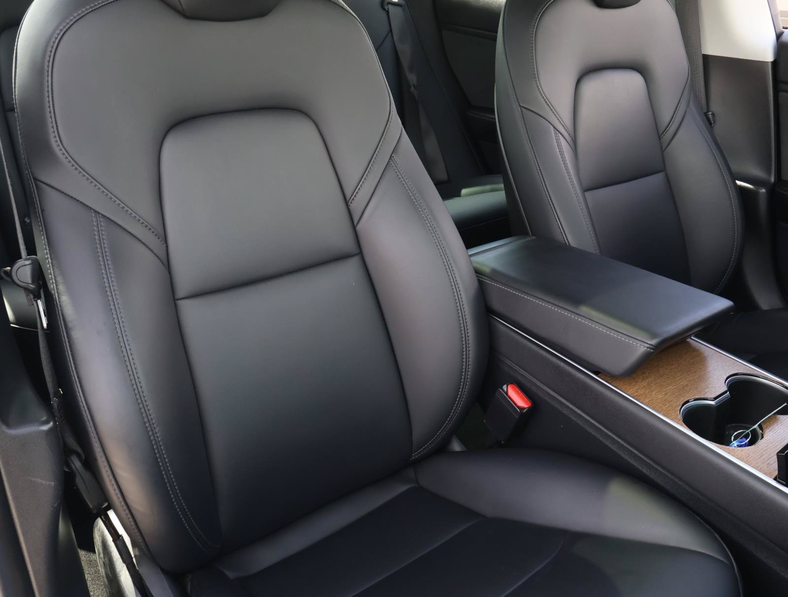 Used 2018 Tesla Model 3 Long Range RWD image 15
