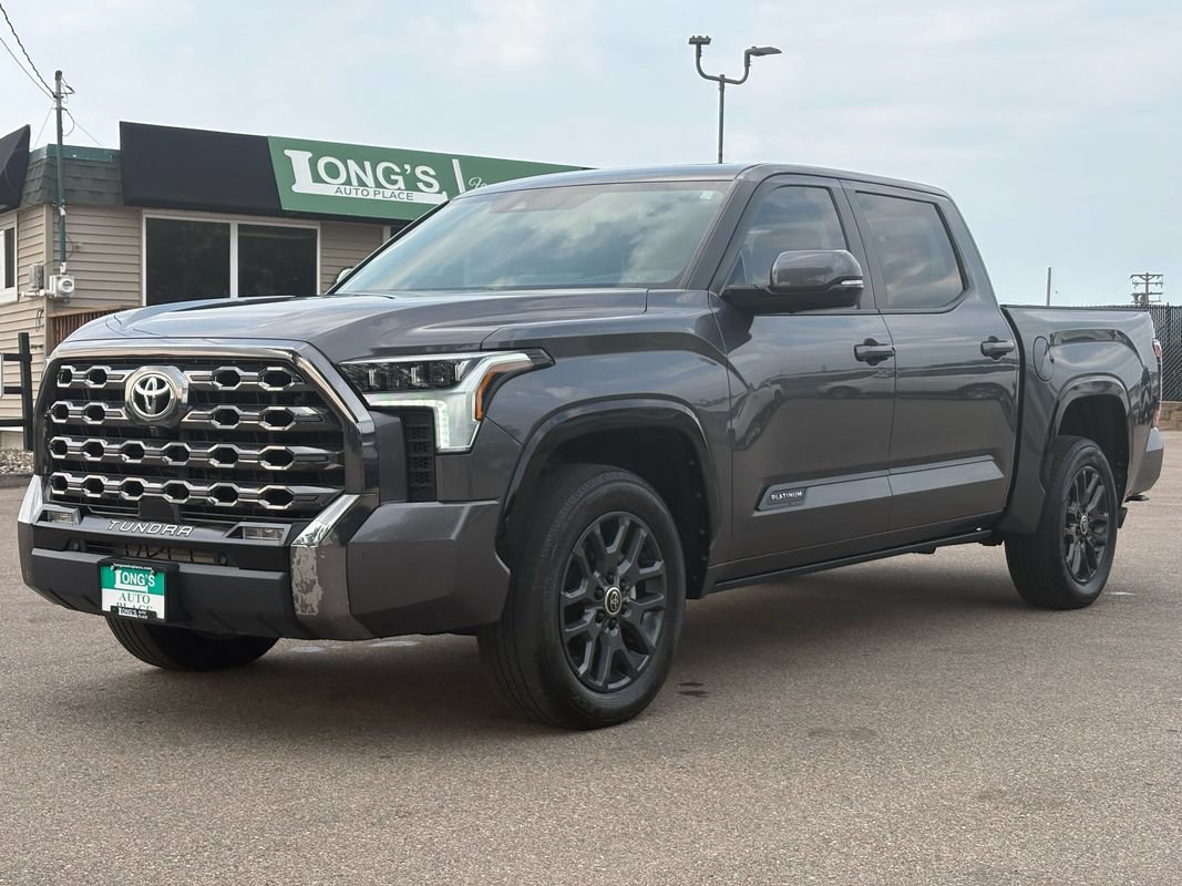 Used 2024 Toyota Tundra Platinum AWD/4WD image 4