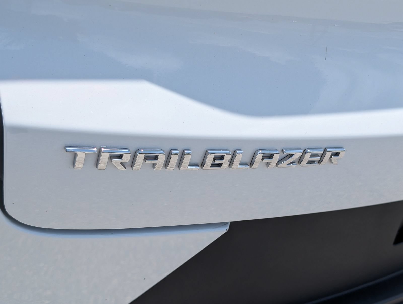 Used 2023 Chevrolet TrailBlazer LS FWD image 9