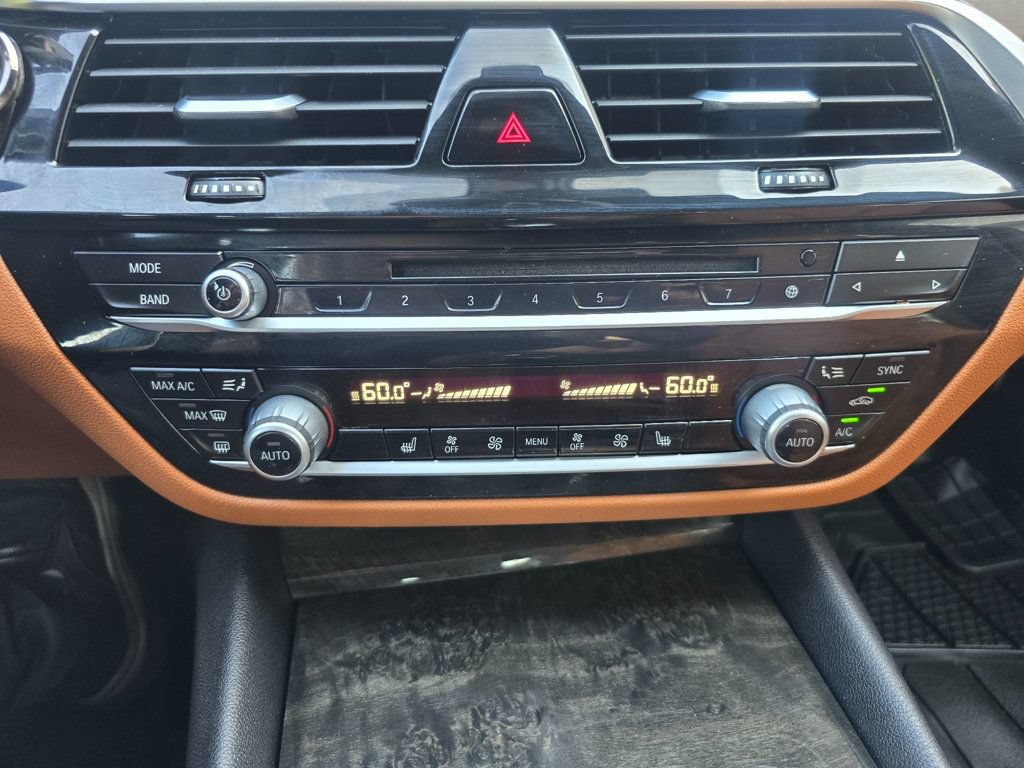 Used 2017 BMW 530i xDrive AWD/4WD image 23