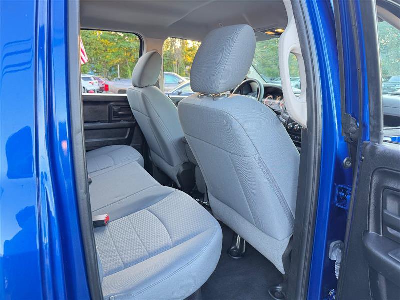 Used 2017 RAM 1500 Express AWD/4WD image 18