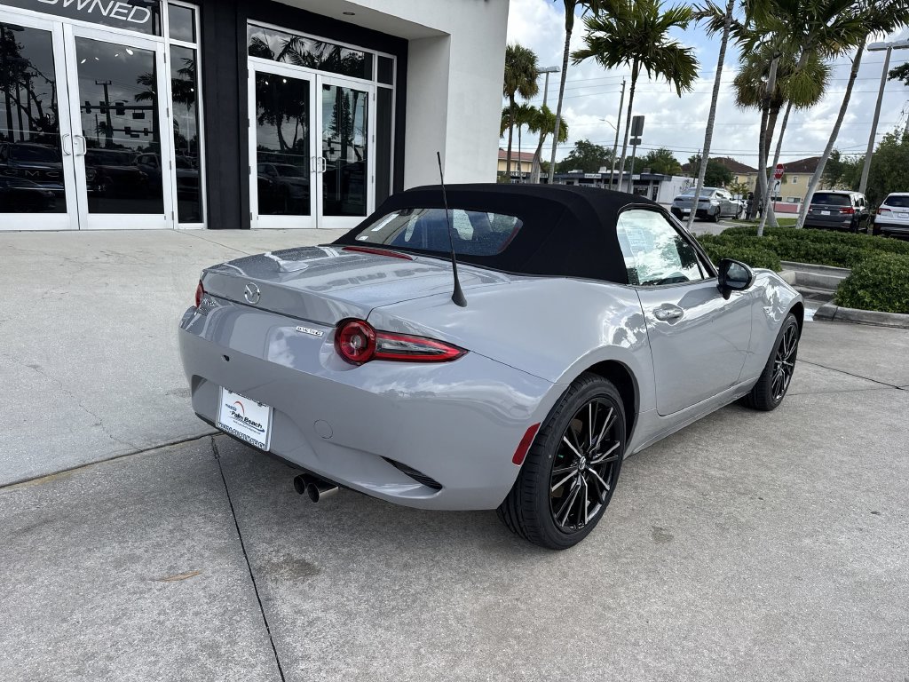 New 2026 MAZDA MX-5 Miata Grand Touring RWD image 3