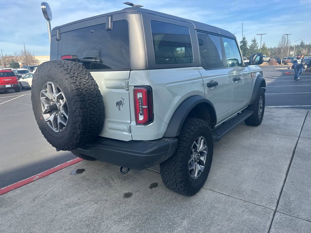 Used 2023 Ford Bronco Badlands image 4