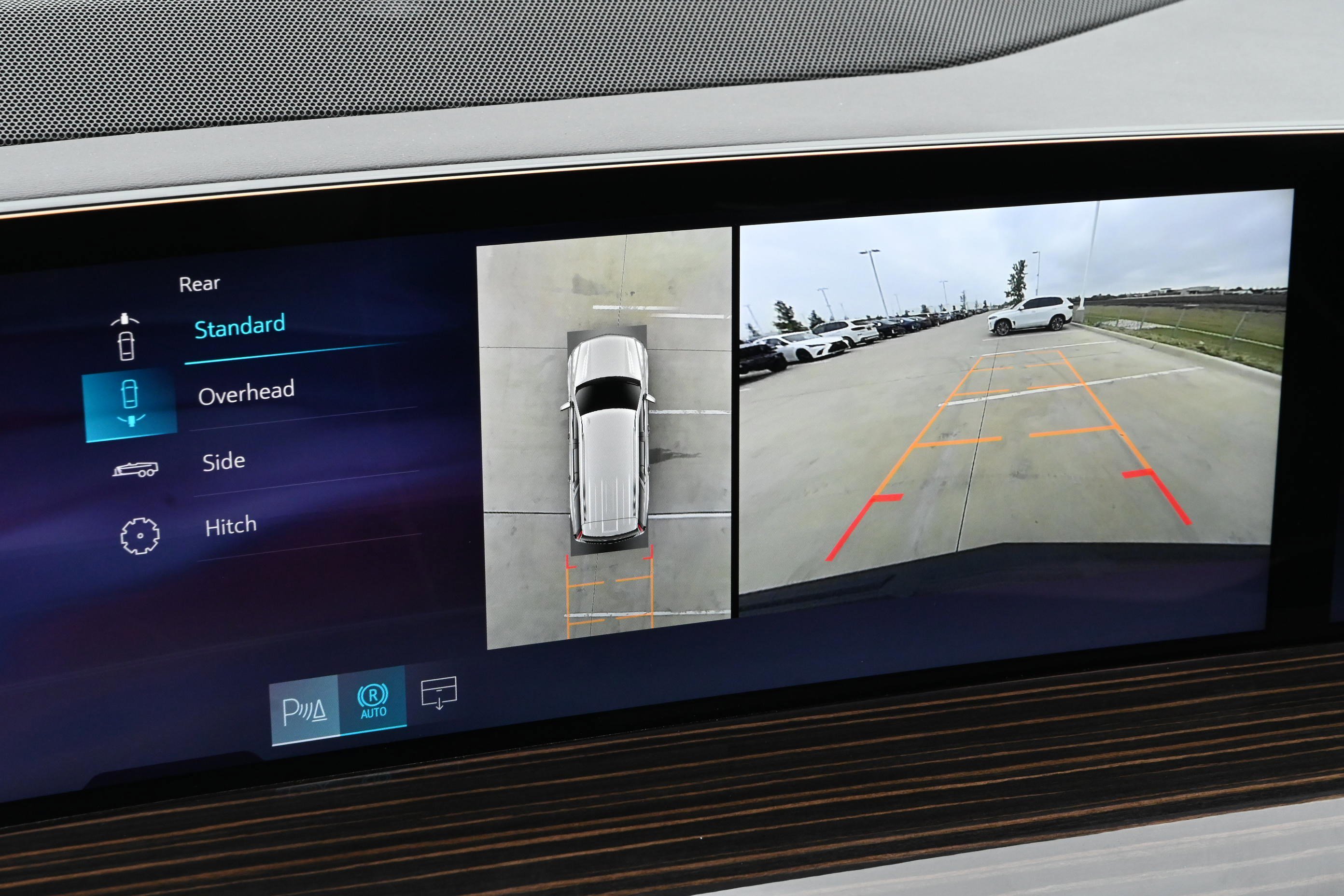 Used 2026 Cadillac Escalade Luxury image 20